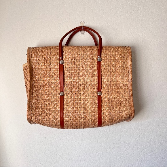 Vintage Basket Briefcase | Straw Beach Boho Oversized Tote - Picture 9 of 10